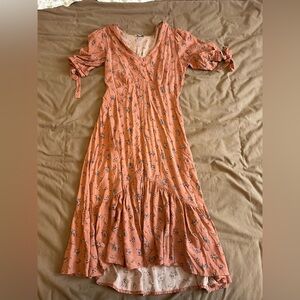 Luxology Coral Peach Floral Tiered Maxi Dress with Puff Sleeves